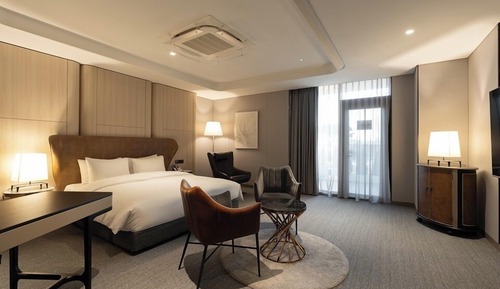 Royal Suite