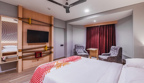 D-Luxe Queen Room
