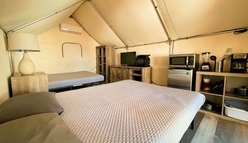 Standard Cabin