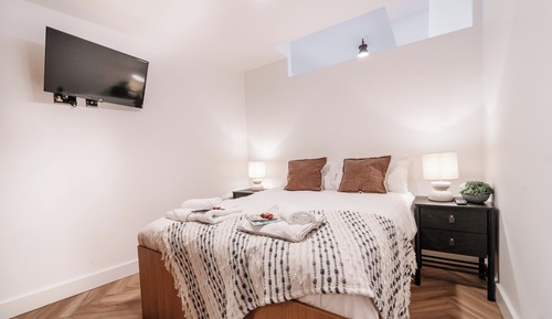 City Apartment, 1 Double Bed