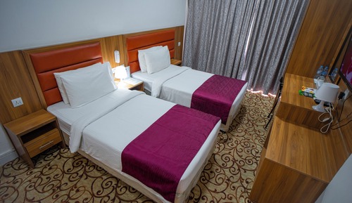 Standard Twin Room