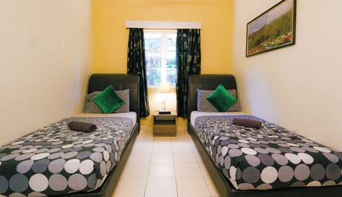 Economy Twin Room