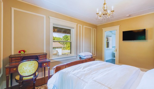 Elizabeth Room