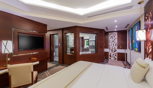 Presidential Studio Suite