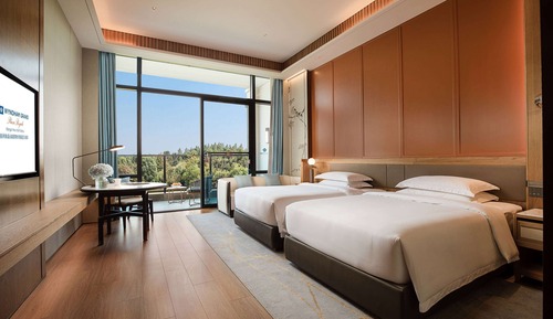 Deluxe Room, 2 Twin Beds, Non Smoking, Lake View
