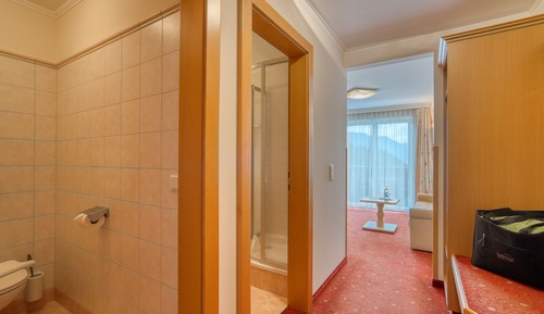 Family Suite, Balcony, Mountain View