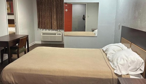 Suite, 2 Queen Beds, Non Smoking