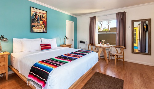 Deluxe Room, 1 King Bed