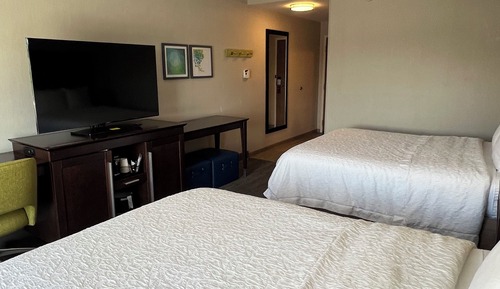 Room, 2 Queen Beds, Accessible, Non Smoking