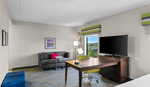 King, Studio, Accessible