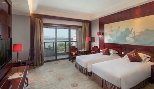 Executive Room, 2 Twin Beds, Lake View