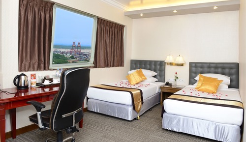 Superior Room, City View