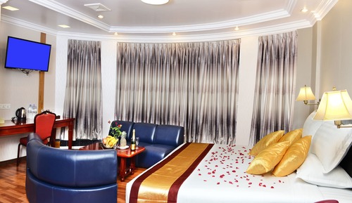 Executive Suite, Kitchenette