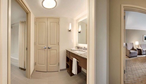 Suite, 1 Bedroom (Hearing Accessible)