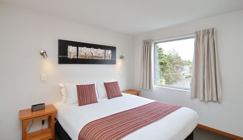 Standard Suite, 1 Bedroom, Non Smoking, Kitchen