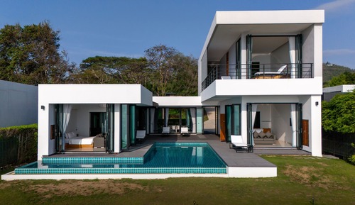 Three Bedroom Beachfront Pool Villa 