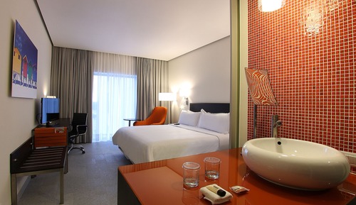 Superior Room, 1 King Bed