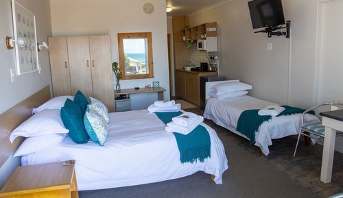 Twin/King Room