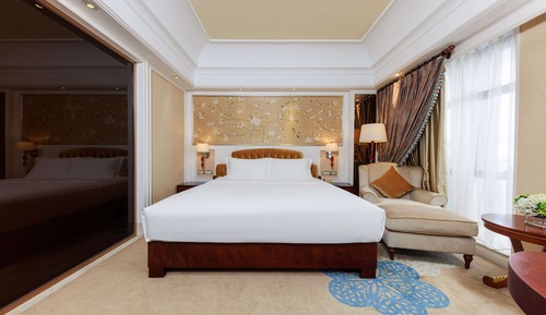 Club King Suite Non Smoking