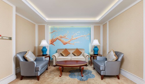 Superior King Suite Non Smoking