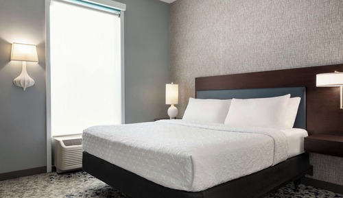 Suite, 1 King Bed