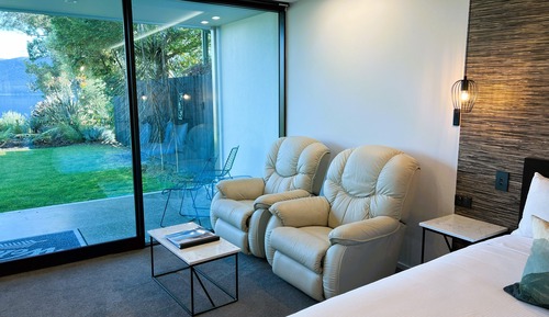 Tanara Deluxe Studio Suite - ADULTS ONLY
