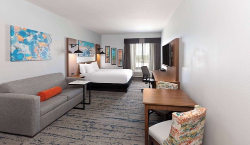 Deluxe Suite, 1 King Bed, Non Smoking