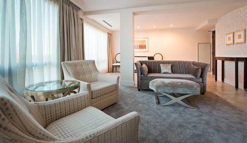 Presidential Suite, 1 King Bed, Non Smoking, Jetted Tub (Living Room;with Sofabed)