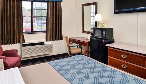 Standard Room, 1 Queen Bed, Non Smoking