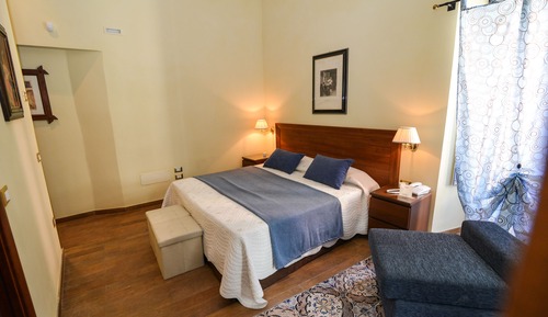 Junior Room