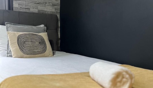 Studio, Ensuite (Single)