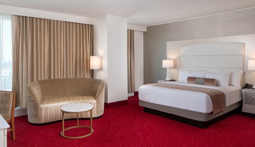 Deluxe Room, 1 King Bed