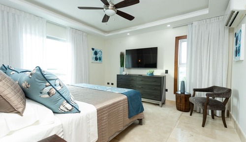 Luxury Condo, 1 King Bed with Sofa bed, Balcony, Ocean View