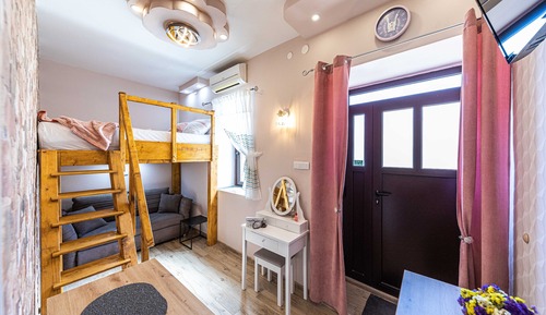 Apartment (One Bedroom Apartment)