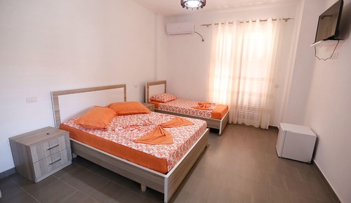 Triple Room, Balcony