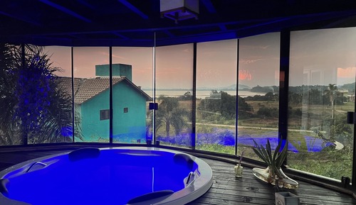 House Premium com Jacuzzi Privativa e Vista do Lago - Ibiraquera Life