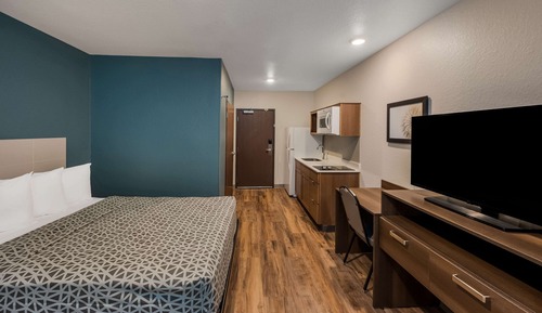 Suite, 1 Queen Bed, Non Smoking