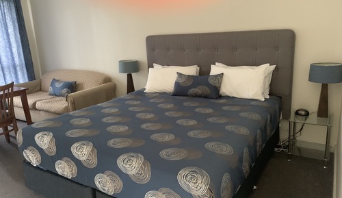 Family Room, 2 Bedrooms, Jetted Tub