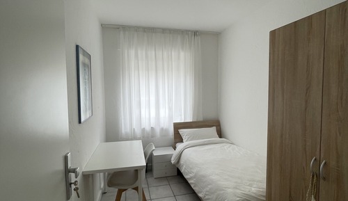 Basic Single Room, 1 Twin Bed, Non Smoking, Shared Bathroom