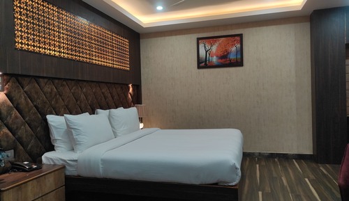 Royal Studio Suite