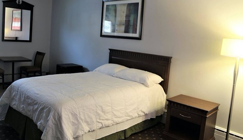 Deluxe Single Room