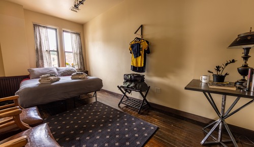 Deluxe Room, 1 Queen Bed, City View