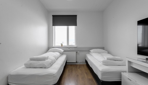 Classic Twin Room, Shared Bathroom