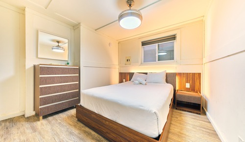 Townhome Suite 208 - Ground Floor
