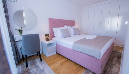 Standard Apartment, 1 King Bed with Sofa bed