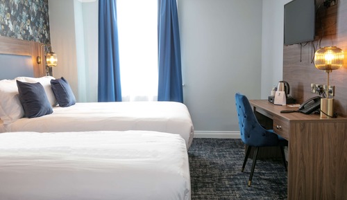 Family Room, Multiple Beds, Non Smoking