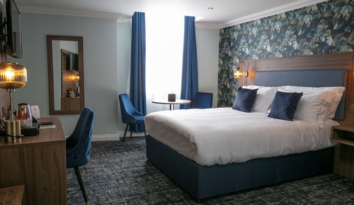 Standard Room, 1 King Bed, Non Smoking