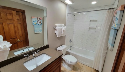Condo (2 Bedrooms)