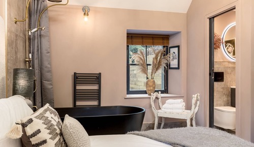 Luxury Cottage, Private Bathroom (The Cottage)