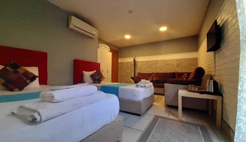 Economy Twin Room